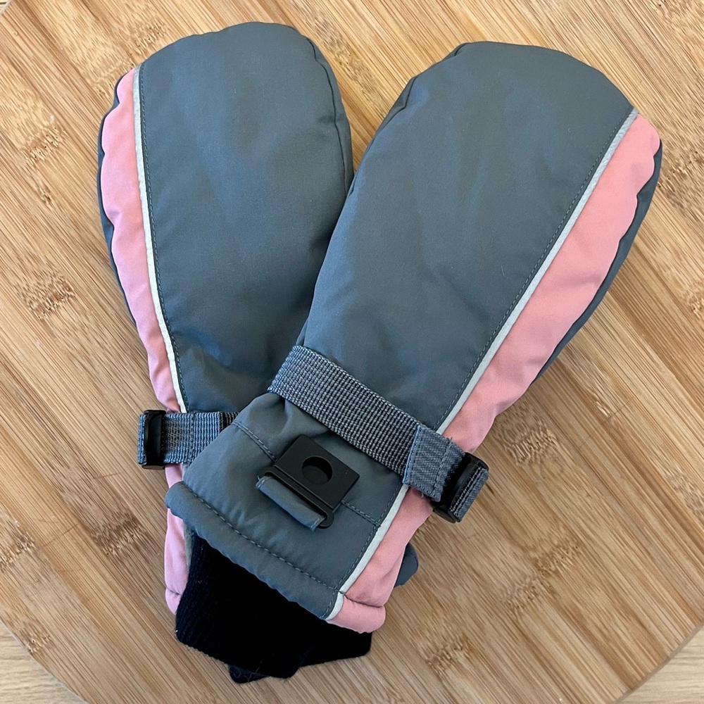 Two (2x) pairs Ski Gloves All in Motion 2 pairs- 1x pink, 1x blue, kids sz 8-14